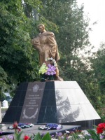 Пам'ятник воїнам, полеглим при визволенні Андріївки в роки ВВВ.