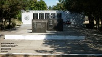 Меморіал загиблим воїнам-визволителям і односельчанам