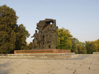 Пам’ятник героям Малинського підпілля