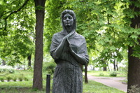 Заньковецькій Марії Костянтинівні пам’ятник
