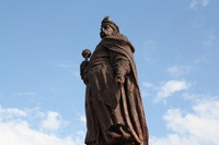 Хмельницькому Богданові пам’ятник на Привокзальній площі