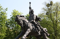 Богданові Хмельницькому пам’ятник